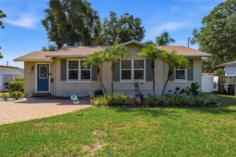 Villa ou maison à vendre à Tampa, Floride: 3 chambres, 100.98 m2 № 2433586 - photo 2