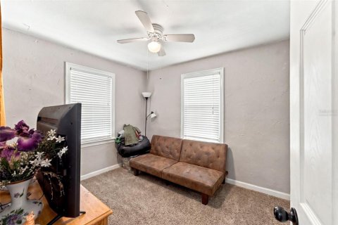 Villa ou maison à vendre à Tampa, Floride: 3 chambres, 100.98 m2 № 2433586 - photo 20