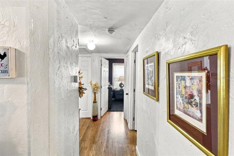 Villa ou maison à vendre à Tampa, Floride: 3 chambres, 100.98 m2 № 2433586 - photo 15
