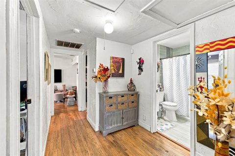 Villa ou maison à vendre à Tampa, Floride: 3 chambres, 100.98 m2 № 2433586 - photo 24