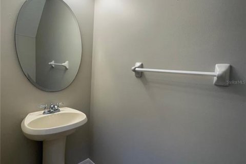 Touwnhouse à louer à Orlando, Floride: 3 chambres, 154.12 m2 № 2216727 - photo 28