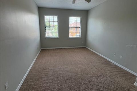 Touwnhouse à louer à Orlando, Floride: 3 chambres, 154.12 m2 № 2216727 - photo 19