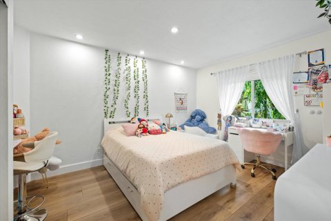 Villa ou maison à vendre à Weston, Floride: 5 chambres, 334.17 m2 № 2370226 - photo 30