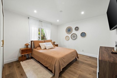 Villa ou maison à vendre à Weston, Floride: 5 chambres, 334.17 m2 № 2370226 - photo 23