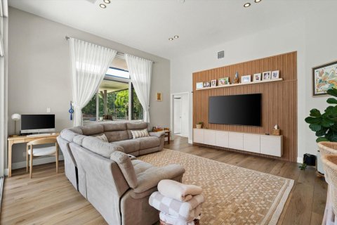 Villa ou maison à vendre à Weston, Floride: 5 chambres, 334.17 m2 № 2370226 - photo 17