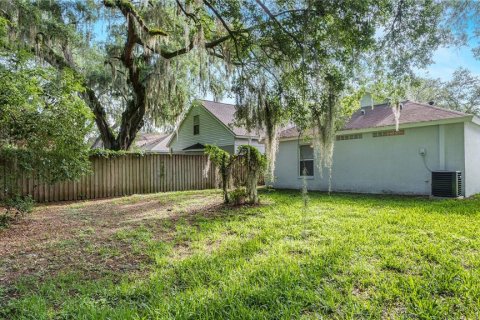 House in Lutz, Florida 3 bedrooms, 98.38 sq.m. № 2114397 - photo 22