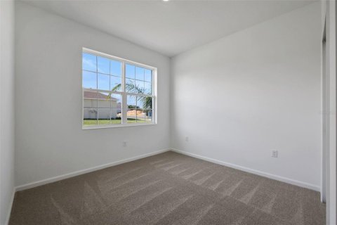 House in Tavares, Florida 4 bedrooms, 196.02 sq.m. № 1675424 - photo 17