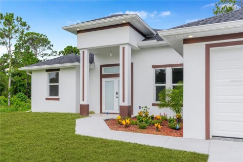 Villa ou maison à vendre à Lehigh Acres, Floride: 3 chambres, 167.22 m2 № 2353471 - photo 3