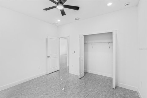 Villa ou maison à vendre à Lehigh Acres, Floride: 3 chambres, 167.22 m2 № 2353471 - photo 20