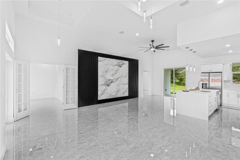 Villa ou maison à vendre à Lehigh Acres, Floride: 3 chambres, 167.22 m2 № 2353471 - photo 8