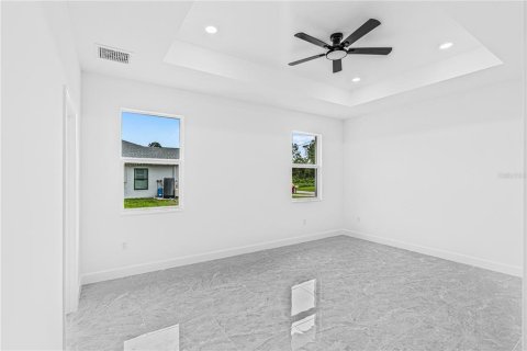 Villa ou maison à vendre à Lehigh Acres, Floride: 3 chambres, 167.22 m2 № 2353471 - photo 25