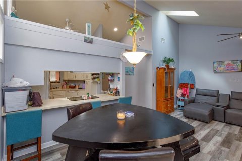Adosado en venta en Yalaha, Florida, 3 dormitorios, 118.64 m2 № 1591105 - foto 10