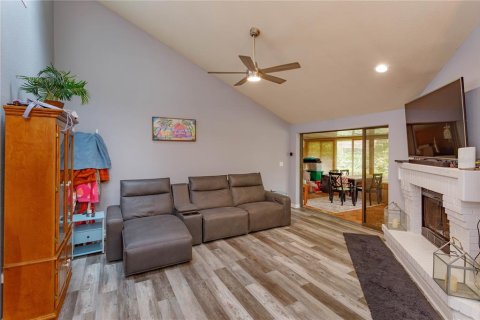 Adosado en venta en Yalaha, Florida, 3 dormitorios, 118.64 m2 № 1591105 - foto 5