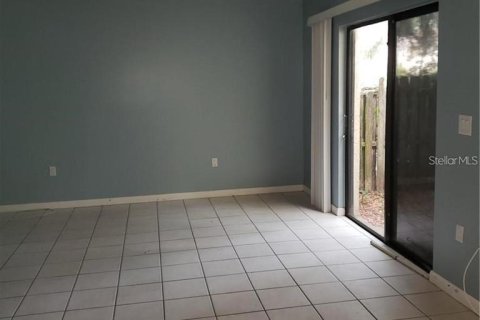 Townhouse in Tampa, Florida 2 bedrooms, 94.02 sq.m. № 1773511 - photo 4