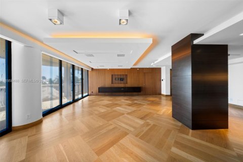 Купить кондоминиум в Бэл-Харбор, Флорида 3 спальни, 300.07м2, № 2021894 - фото 9