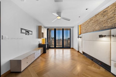 Купить кондоминиум в Бэл-Харбор, Флорида 3 спальни, 300.07м2, № 2021894 - фото 27