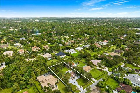 House in Parkland, Florida 6 bedrooms, 325.44 sq.m. № 1178372 - photo 1