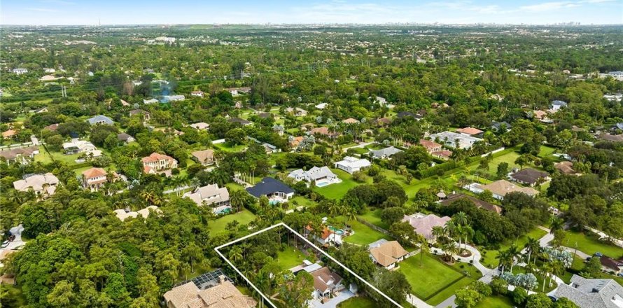 Casa en Parkland, Florida 6 dormitorios, 325.44 m2 № 1178372