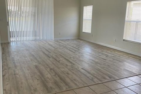 House in Winter Garden, Florida 4 bedrooms, 209.77 sq.m. № 1844882 - photo 3