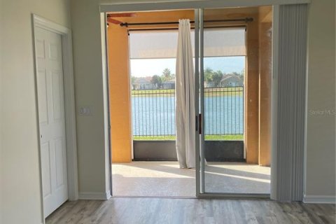 House in Winter Garden, Florida 4 bedrooms, 209.77 sq.m. № 1844882 - photo 6