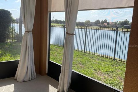 House in Winter Garden, Florida 4 bedrooms, 209.77 sq.m. № 1844882 - photo 14