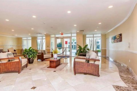 Condominio en alquiler en Miami, Florida, 2 dormitorios, 87.51 m2 № 1979337 - foto 29