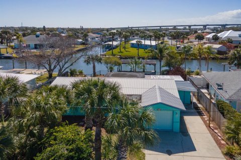 Villa ou maison à Flagler Beach, Floride 2 chambres, 114.08 m2 № 2149790