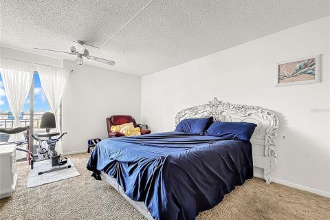 Condo in Clearwater, Florida, 2 bedrooms  № 1262576 - photo 18