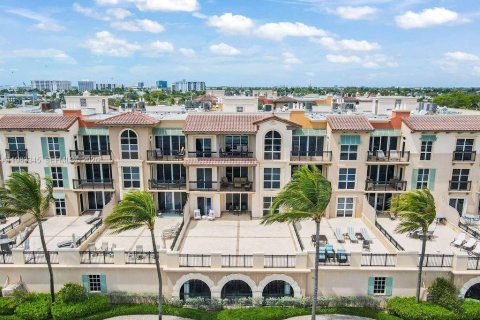 Copropriété à vendre à Lauderdale-by-the-Sea, Floride: 2 chambres, 116.69 m2 № 2047786 - photo 5