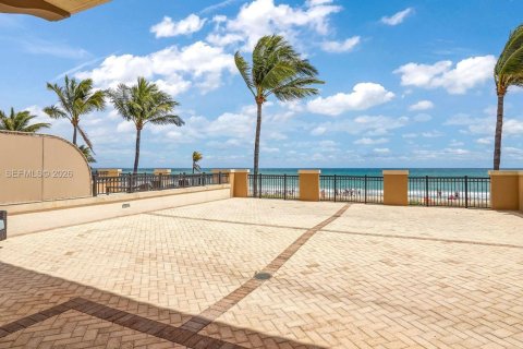 Copropriété à vendre à Lauderdale-by-the-Sea, Floride: 2 chambres, 116.69 m2 № 2047786 - photo 23