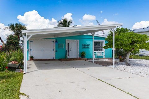 Casa en venta en Fort Myers Beach, Florida, 2 dormitorios, 96.25 m2 № 2381281 - foto 2