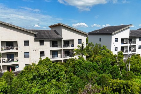 Купить кондоминиум в Дорал, Флорида 3 спальни, 114.83м2, № 2085173 - фото 2