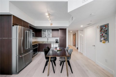 Condominio en venta en Miami, Florida, 2 dormitorios, 140.28 m2 № 1945345 - foto 7