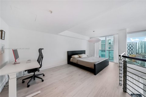 Condominio en venta en Miami, Florida, 2 dormitorios, 140.28 m2 № 1945345 - foto 16