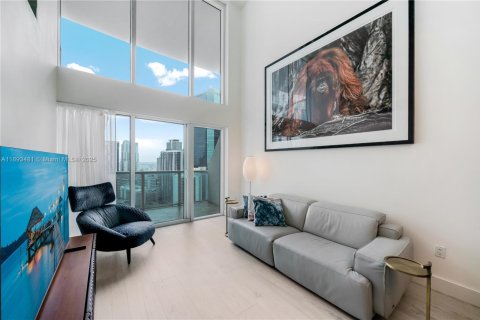 Condominio en venta en Miami, Florida, 2 dormitorios, 140.28 m2 № 1945345 - foto 9