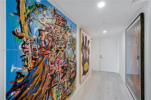 Condominio en venta en Miami, Florida, 2 dormitorios, 140.28 m2 № 1945345 - foto 3