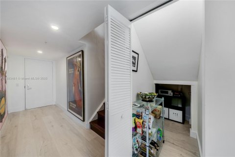 Condominio en venta en Miami, Florida, 2 dormitorios, 140.28 m2 № 1945345 - foto 15