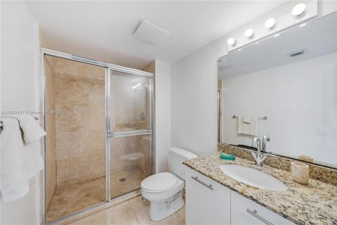 Condominio en venta en Miami, Florida, 2 dormitorios, 140.28 m2 № 1945345 - foto 14