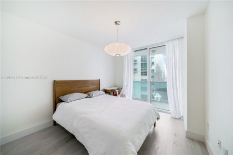 Condominio en venta en Miami, Florida, 2 dormitorios, 140.28 m2 № 1945345 - foto 12