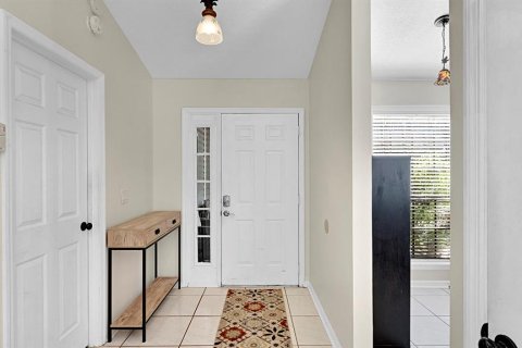 Duplex à vendre à Orlando, Floride: 2 chambres, 104.79 m2 № 2419044 - photo 16