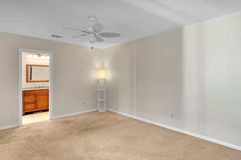 Duplex à vendre à Orlando, Floride: 2 chambres, 104.79 m2 № 2419044 - photo 14