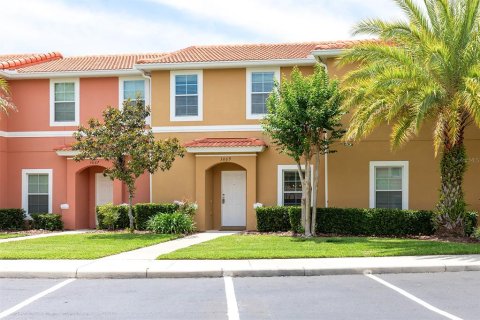 Townhouse in Kissimmee, Florida 2 bedrooms, 107.86 sq.m. № 1677862 - photo 1