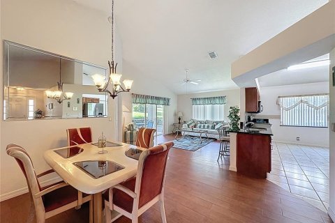 Casa en venta en Clermont, Florida, 2 dormitorios, 135.64 m2 № 1893926 - foto 13