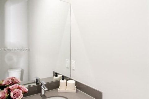 Снять в аренду виллу или дом в Дорал, Флорида 4 спальни, 265.98м2, № 2002566 - фото 11