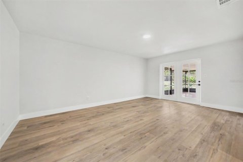 Купить виллу или дом в Орландо, Флорида 7 комнат, 174.01м2, № 2200524 - фото 17