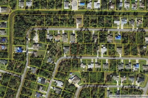 Terreno en North Port, Florida № 2163406