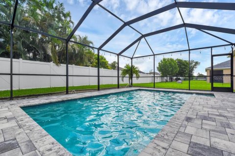 Villa ou maison à vendre à Cape Coral, Floride: 4 chambres, 215.44 m2 № 1845265 - photo 30