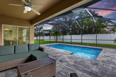 Villa ou maison à vendre à Cape Coral, Floride: 4 chambres, 215.44 m2 № 1845265 - photo 3