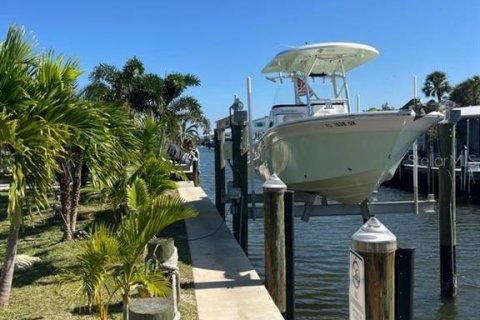 Land in Longboat Key, Florida № 2118171 - photo 22