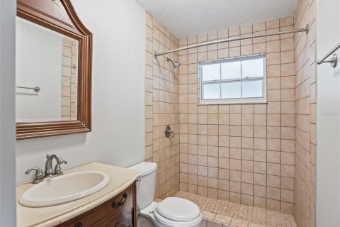 House in Bushnell, Florida 4 bedrooms, 190.82 sq.m. № 2208306 - photo 25